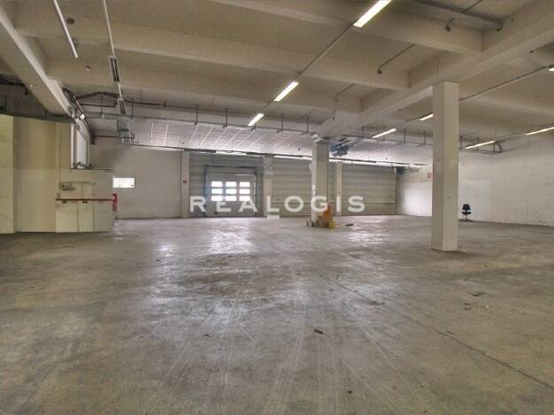 Halle/Industriefläche zur Miete 2.000 m² Lagerfläche teilbar ab 2.400 m² Eichenau 82223