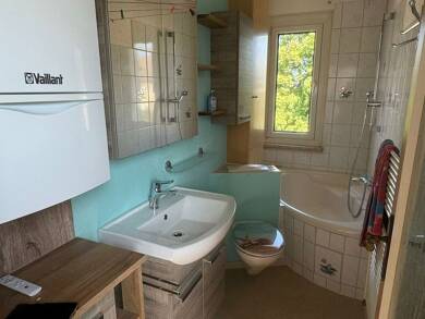 Wohnung zur Miete 260 € 2 Zimmer 46 m² 2. Geschoss frei ab sofort Goethestr. 28 Rodewisch Rodewisch 08228