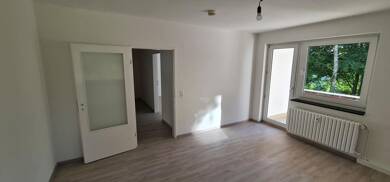 Wohnung zur Miete 609 € 3 Zimmer 67 m² EG frei ab 01.06.2025 Stormstraße 38 Geisweid - Ruhrst / Hoher Rain Siegen 57078