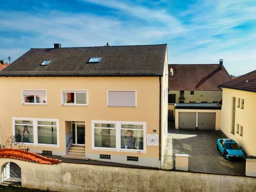 Mehrfamilienhaus zum Kauf als Kapitalanlage geeignet 1.190.000 € 12 Zimmer 386 m² 620 m² Grundstück Etting Ingolstadt 85055