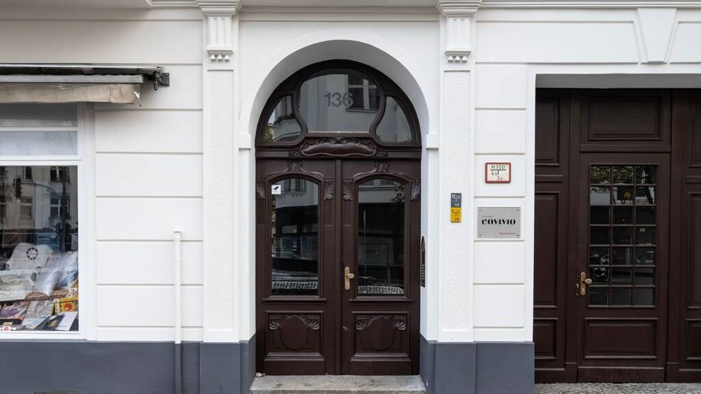 Gewerbe-Investment: Gute frequentierte Kreuzung, 2 Räume *Provisionsfrei*