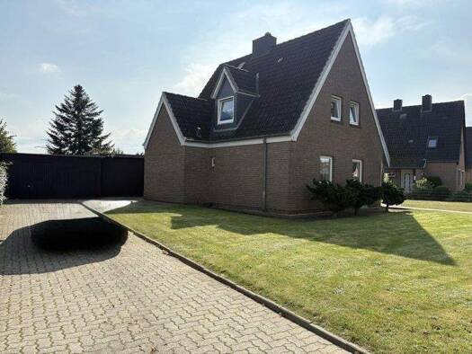 Haus zum Kauf 498.000 € 3 Zimmer 100 m² 1.227 m² Grundstück Ratekau 23669