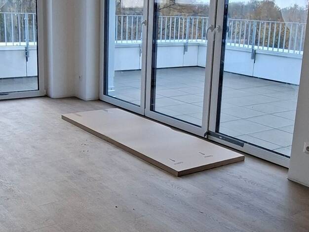 Penthouse zur Miete 900 € 2 Zimmer 60 m² 3 Geschosse frei ab sofort Friedrichsthal Schwerin 19057