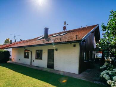 Mehrfamilienhaus zum Kauf 890.000 € 8 Zimmer 371,1 m² 520 m² Grundstück Altenriet 72657