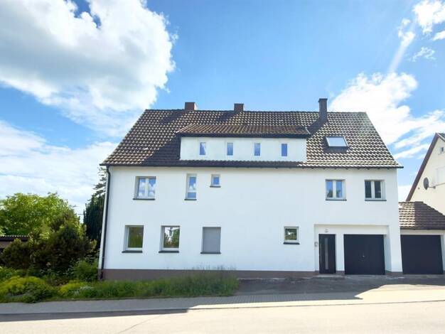 Mehrfamilienhaus zum Kauf 539.000 € 11 Zimmer 250 m² 870 m² Grundstück Bitz , Württ 72475