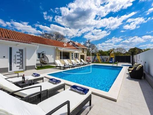 Haus zum Kauf 980.000 € 4 Zimmer 176 m² Crno, Zadar Arbanasi do Crno
