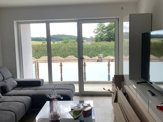 Terrassenwohnung zur Miete 700 € 2 Zimmer 57 m² Geschoss 2/3 frei ab 01.07.2026 Mantel 92708