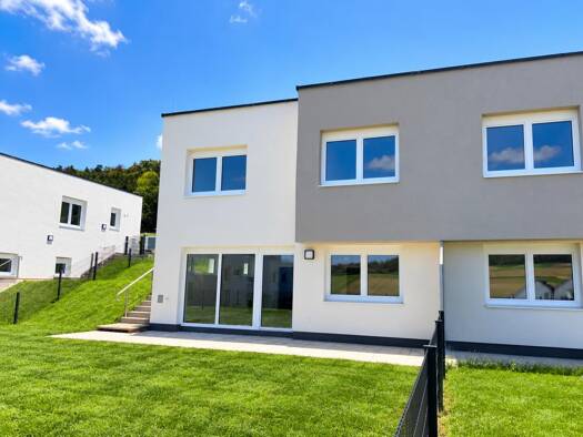 Reihenmittelhaus zur Miete - Erstbezug 1.285 € 4 Zimmer 125 m² 180 m² Grundstück Loosdorf 3382