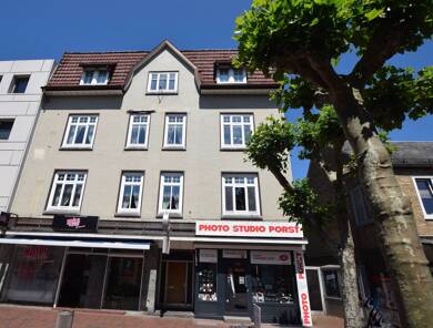 Wohn- und Geschäftshaus zum Kauf als Kapitalanlage geeignet 950.000 € 963 m² Grundstück Wahlbezirk 002 Pinneberg 25421