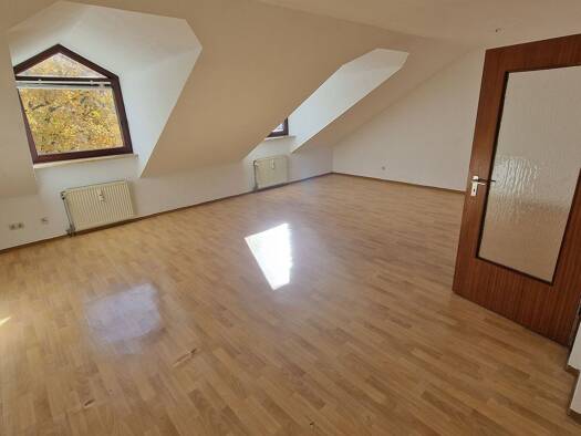 Wohnung zur Miete 850 € 2 Zimmer 57 m² frei ab sofort Kasernenviertel Regensburg 93053