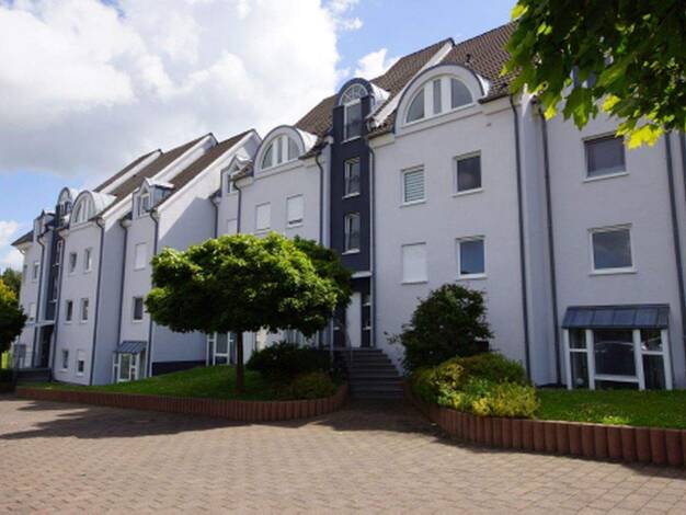 Wohnung zur Miete 660 € 3 Zimmer 91,6 m² 3. Geschoss frei ab 01.03.2026 Hüttengelände 6 Suttrop Warstein 59581