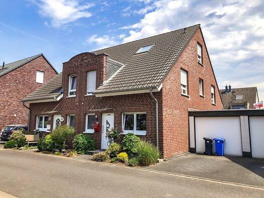 Doppelhaushälfte zur Miete 1.900 € 4 Zimmer 132 m² 250 m² Grundstück frei ab 01.10.2026 Beckers Kämpchen 27 Hitdorf Leverkusen 51371