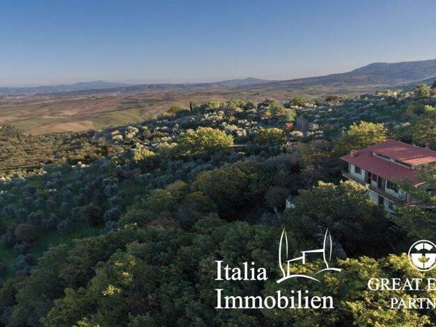 Bauernhaus zum Kauf 290.000 € 21 Zimmer 263 m² 4.000 m² Grundstück Castiglione D'Orcia 53023