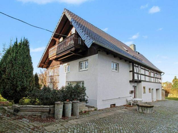 Mehrfamilienhaus zum Kauf 11 Zimmer 166,5 m² 3.195 m² Grundstück Gnaschwitz Doberschau-Gaußig 02692