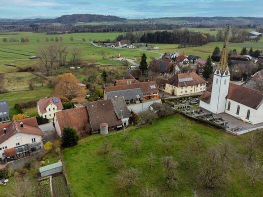 Bauernhaus zum Kauf 179.000 € 5,5 Zimmer 126,6 m² 586 m² Grundstück Pfrungen Wilhelmsdorf 88271