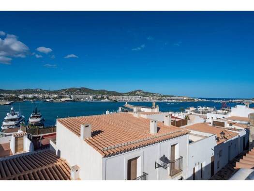 Haus zum Kauf 395.000 € 1 Zimmer 50 m² >Carrer Alt > Ibiza Stadt 07800