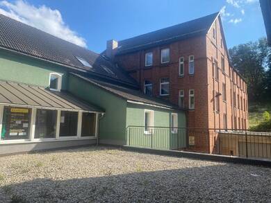Bürogebäude zum Kauf als Kapitalanlage geeignet 345.000 € 500 m² 1.300 m² Grundstück Stützengrüner Straße 2 Schönheide 08304