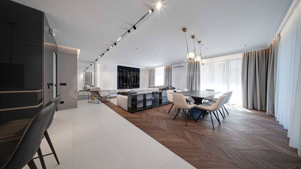 Reihenmittelhaus zum Kauf 1.500.000 € 6 Zimmer 375 m² Sofia