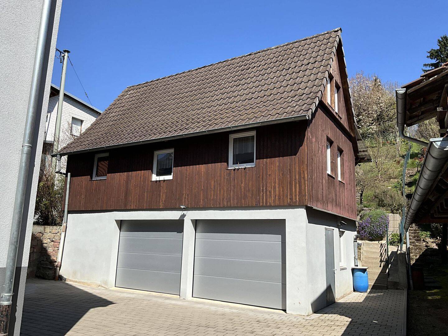 Immobilie in Hohberg - Schönes Zweifamilienwohnhaus in sonniger Lage von Hohberg-Hofweier - Bild 2