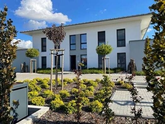 Wohnung zur Miete 1.100 € 3 Zimmer 101 m² frei ab sofort Bad Lausick 04651