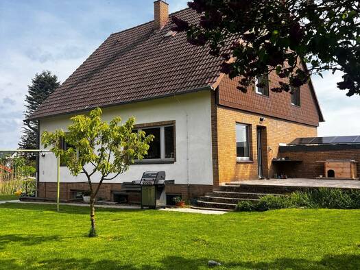 Einfamilienhaus zum Kauf provisionsfrei 225.000 € 6 Zimmer 140 m² 2.500 m² Grundstück Neuhof 31195