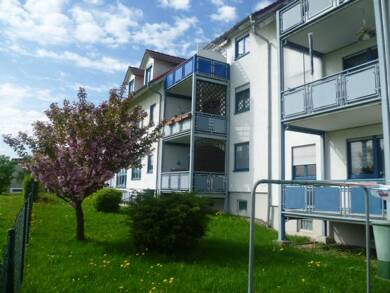 Wohnung zur Miete 438 € 3 Zimmer 75,5 m² 1. Geschoss frei ab 01.07.2025 Dr.-Alfred-Moschkau-Straße 5 Löbau Löbau 02708