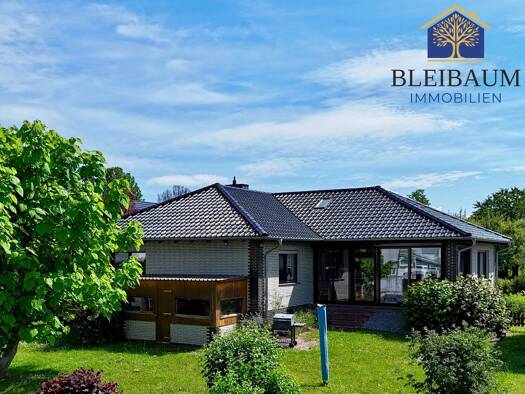 Bungalow zum Kauf 419.000 € 4,5 Zimmer 134,2 m² 970 m² Grundstück frei ab 01.03.2027 Duderstadt Duderstadt 37115