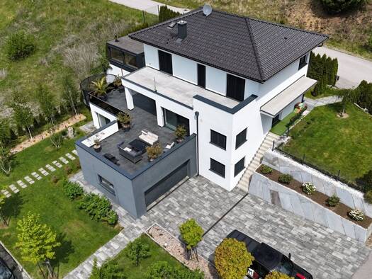 Einfamilienhaus zum Kauf 1.400.000 € 8 Zimmer 242 m² 1.548 m² Grundstück frei ab 01.10.2026 Haibach im Mühlkreis 4204