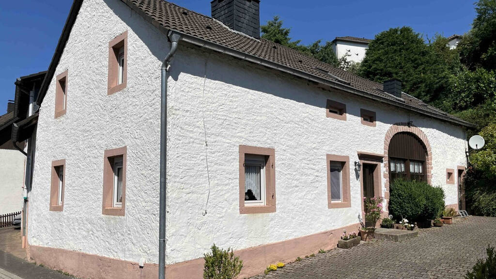 Einfamilienhaus zum Kauf 95.000 € 4 Zimmer 78 m² 583 m² Grundstück Densborn 54570