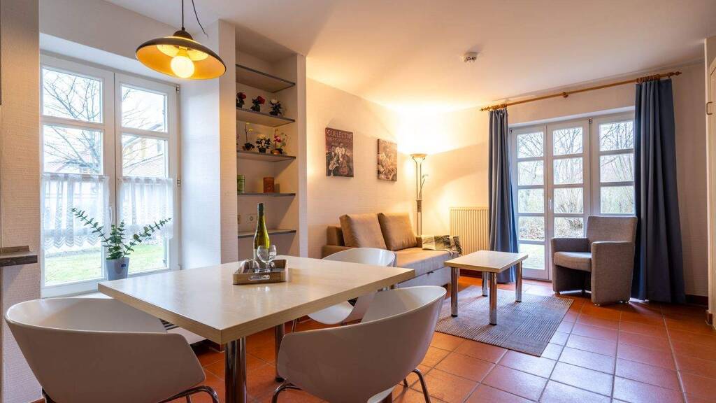 Studio zum Kauf 142.000 € 1 Zimmer 35 m² frei ab sofort Nonnevitz Dranske 18556