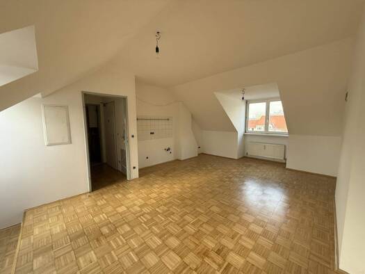 Studio zur Miete 370 € 1 Zimmer 40,7 m² 4. Geschoss Sankt Leonhard Graz 8010