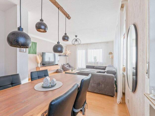Wohnung zum Kauf provisionsfrei 223.000 € 3 Zimmer 82,1 m² 1. Geschoss Brühlstr. 13 Beuren 72660