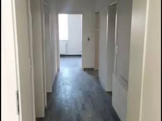 Wohnung zur Miete 650 € 3,5 Zimmer 90 m² frei ab sofort Am Markt 7 Stadthagen 31655