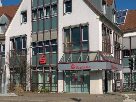 Wohnung zur Miete 780 € 2 Zimmer 74,5 m² Geschoss 2/2 frei ab 01.07.2026 Erlanger Straße 2 Uttenreuth 91080