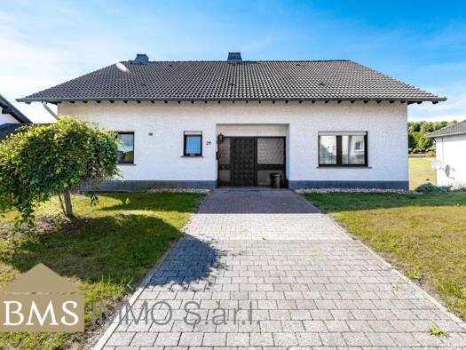 Einfamilienhaus zum Kauf 299.000 € 5 Zimmer 249,4 m² 862 m² Grundstück Burbach Burbach 54597