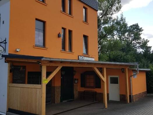 Laden zur Miete 940 € Karl-May-Straße 42 Hohenstein-Ernstthal Hohenstein-Ernstthal 09337