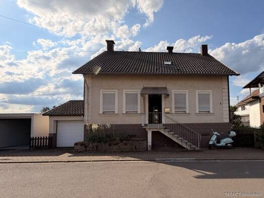 Haus zum Kauf 179.000 € 7 Zimmer 144 m² 662 m² Grundstück Riegelsberg Riegelsberg 66292