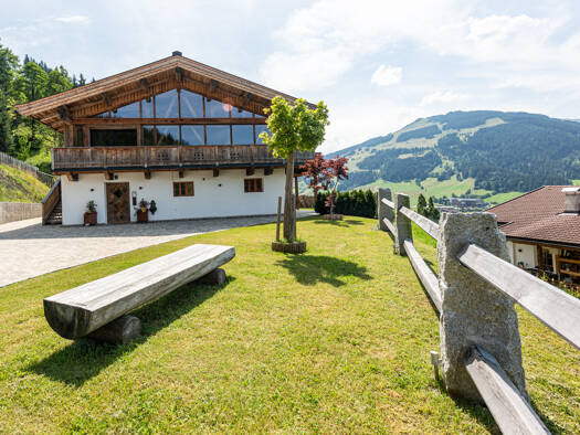 Bauernhaus zur Miete 15.400 € 9 Zimmer 400 m² 1.600 m² Grundstück Jochberg 6373