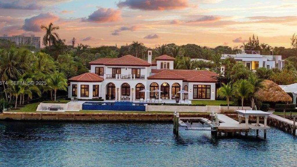 Haus zum Kauf 25.686.198 € 890 m² West Palm Beach 33407