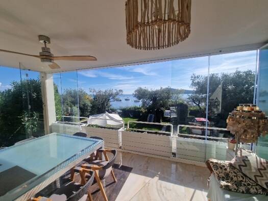 Villa zum Kauf 3.880.000 € 5 Zimmer 220 m² 450 m² Grundstück frei ab sofort Via Spizzago 31 San Felice del Benaco 25087