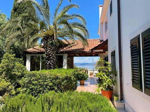 Gastronomie/Hotel zum Kauf 2.450.000 € Sutivan