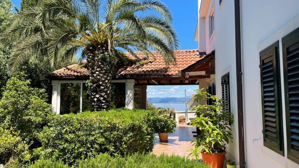 Gastronomie/Hotel zum Kauf 2.450.000 € Sutivan