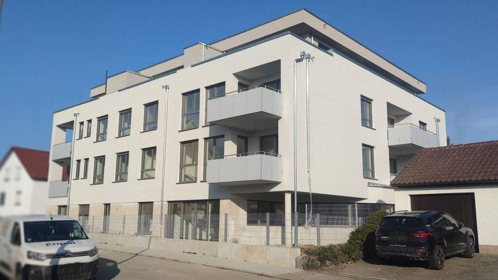 Penthouse zur Miete - Erstbezug 959 € 2 Zimmer 63,9 m² 3. Geschoss frei ab sofort Hauptstraße 62 Neckarwestheim 74382