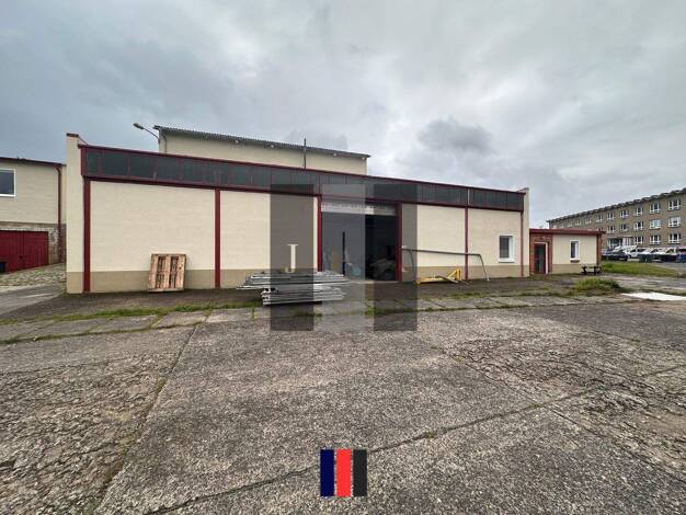 Lagerhalle zur Miete 5,50 € 153 m² Lagerfläche Grevesmühlen 23936