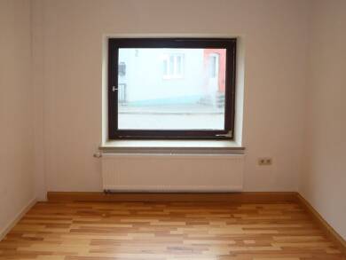 Stadthaus zum Kauf 319.000 € 7 Zimmer 140 m² 140 m² Grundstück frei ab sofort Velden Velden 84149