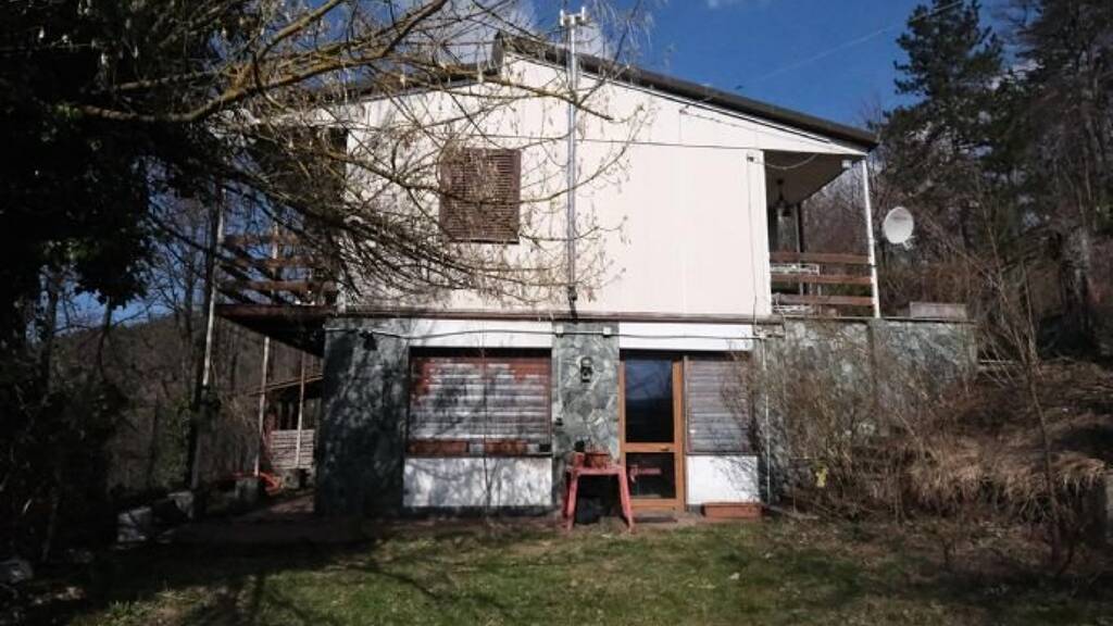 Mehrfamilienhaus zum Kauf 120.000 € 8 Zimmer 120 m² 2.000 m² Grundstück Tiglieto 16010