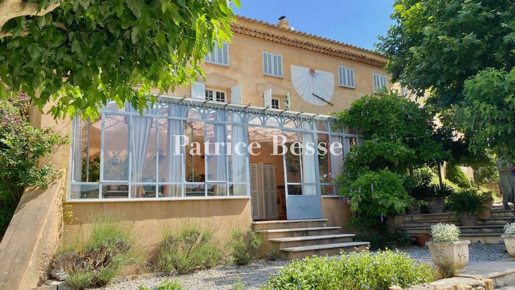 Einfamilienhaus zum Kauf 2.000.000 € 10 Zimmer 480 m² 10.153 m² Grundstück Le Val 83143