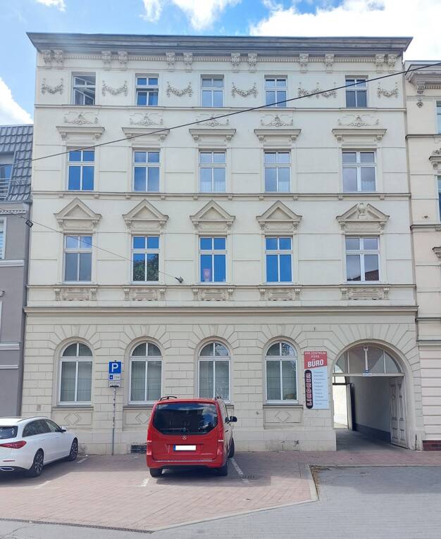 Wohn- und Geschäftshaus zum Kauf als Kapitalanlage geeignet 1.140.000 € 536 m² 808 m² Grundstück Stadtmitte Cottbus 03044