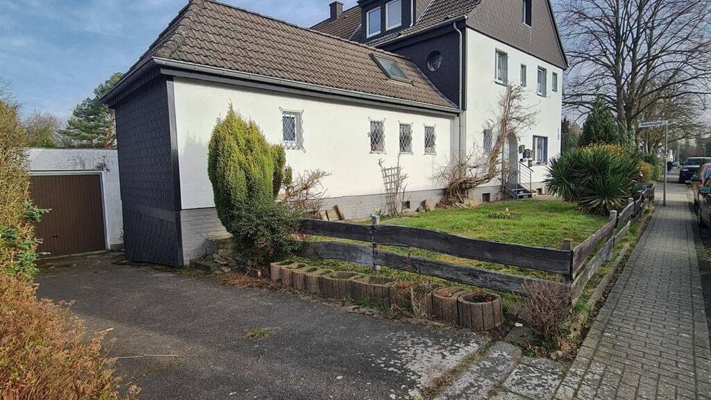 Mehrfamilienhaus zum Kauf als Kapitalanlage geeignet 399.900 € 8 Zimmer 297,8 m² 630 m² Grundstück Buchholz Duisburg 47249