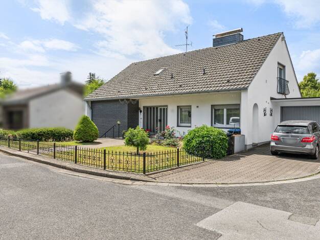 Einfamilienhaus zum Kauf 749.000 € 10 Zimmer 189,5 m² 1.513 m² Grundstück Moers 47447